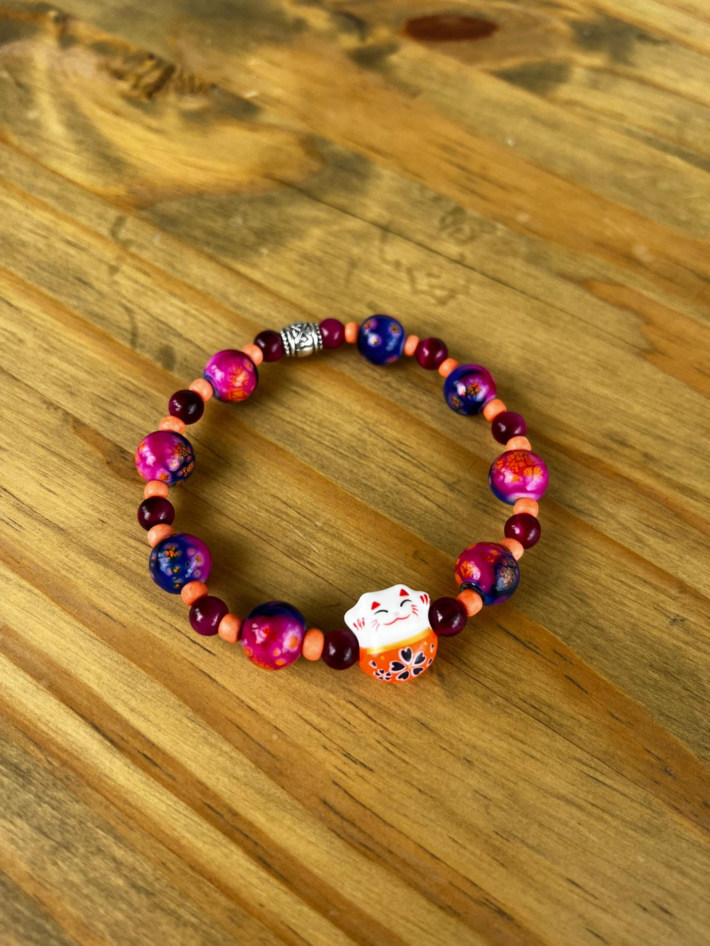 Fuchsia Tigers Eye Lucky Cat Crystal Bracelet