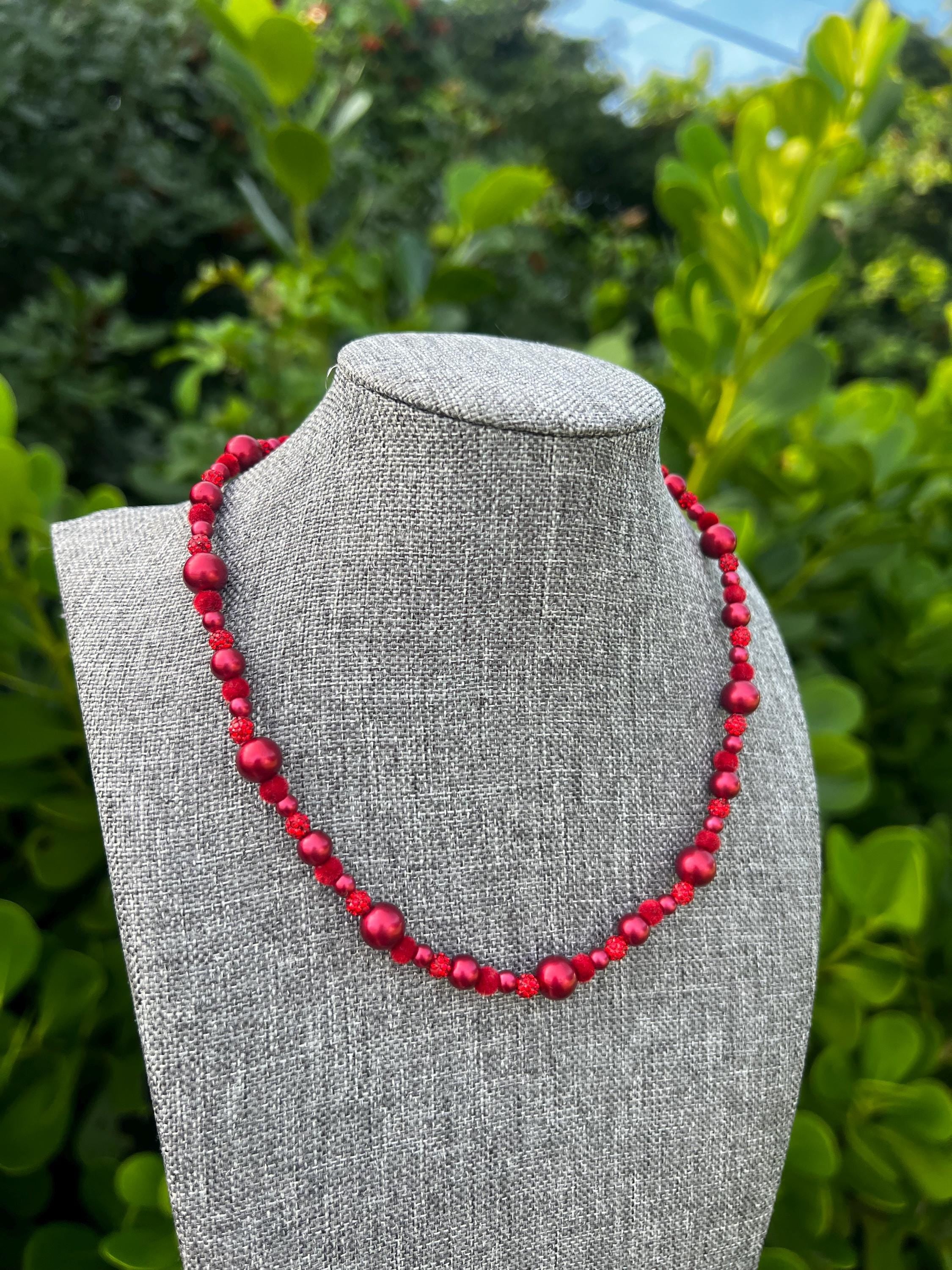 Red Glitter Pearl Necklace